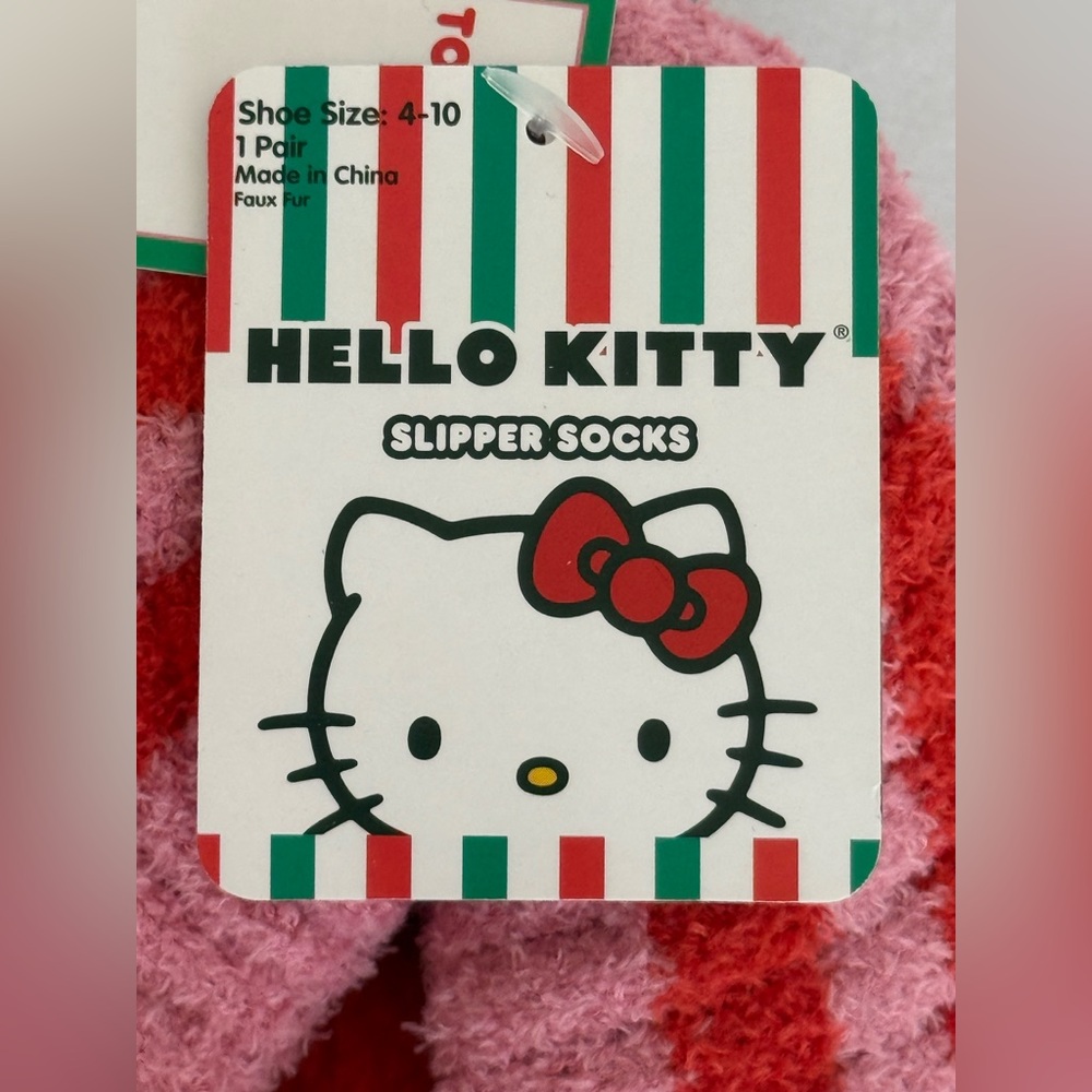 Hello Kitty Slipper Socks - Picture 3 of 5